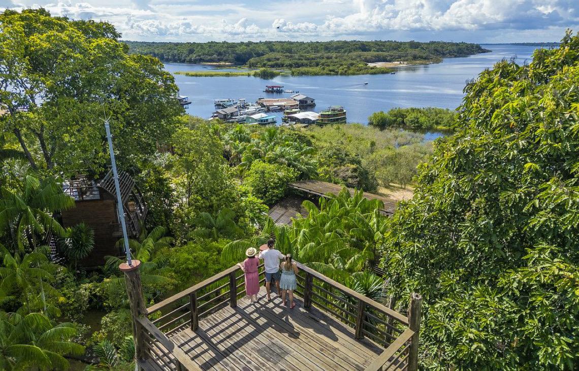 Brasil tem alta de 12% no volume de receitas geradas pelo turismo internacional no país