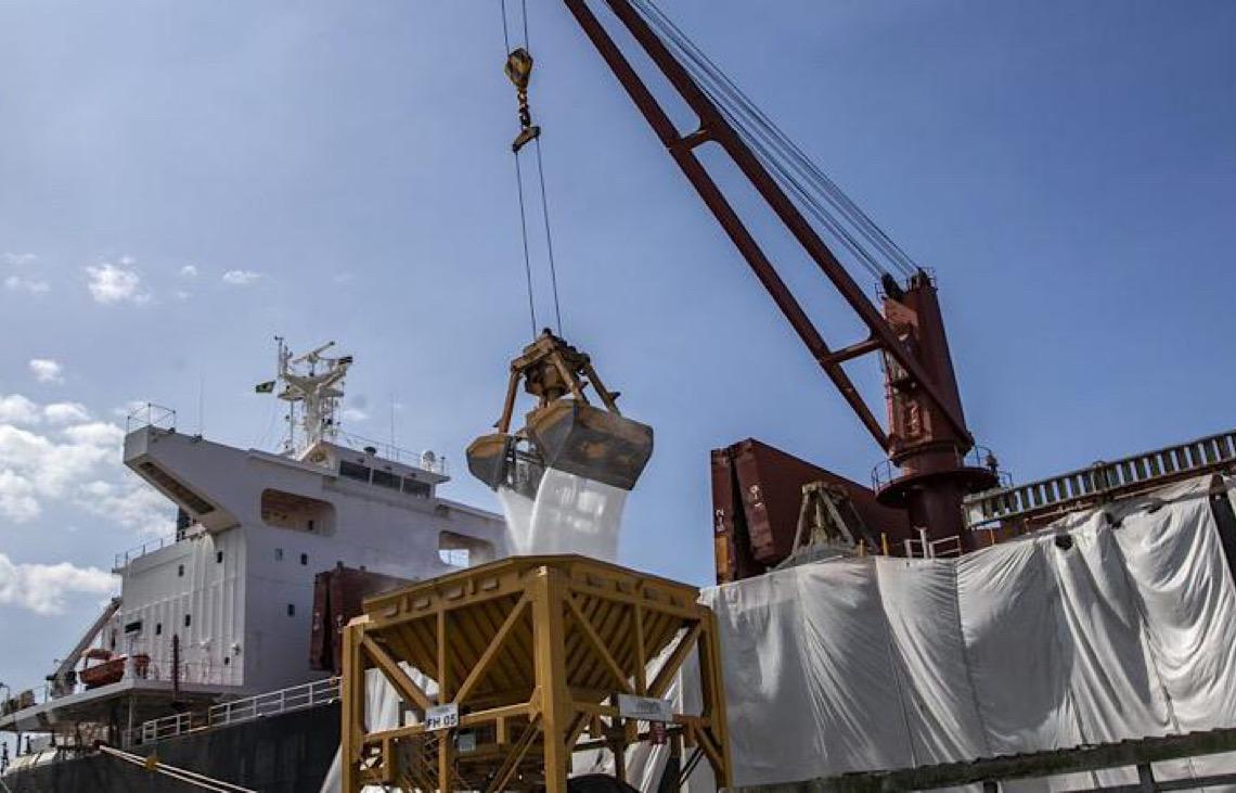 Brasil negocia compra de ureia da Indonésia, informa gabinete presidencial do país asiático