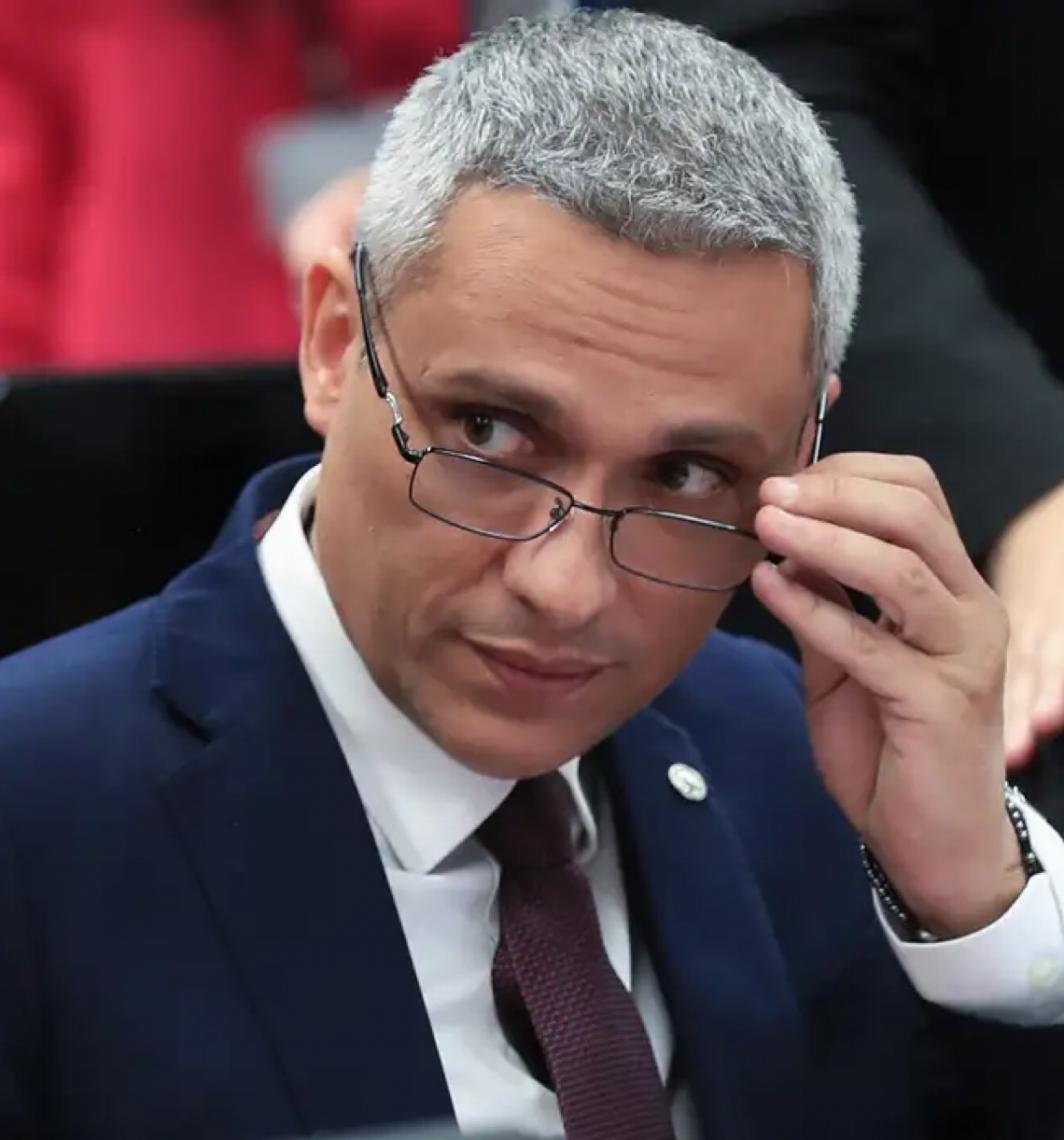 STF torna Gustavo Gayer réu sob acusação de injúria por ligar Lula a Hamas e nazismo