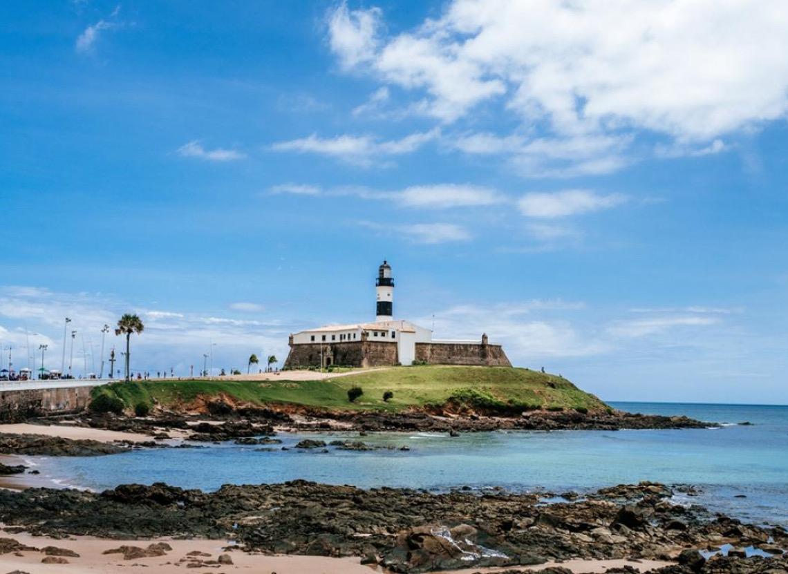 Cidades históricas e costeiras precisam se reinventar diante da crise climática, diz especialista no Salão do Turismo