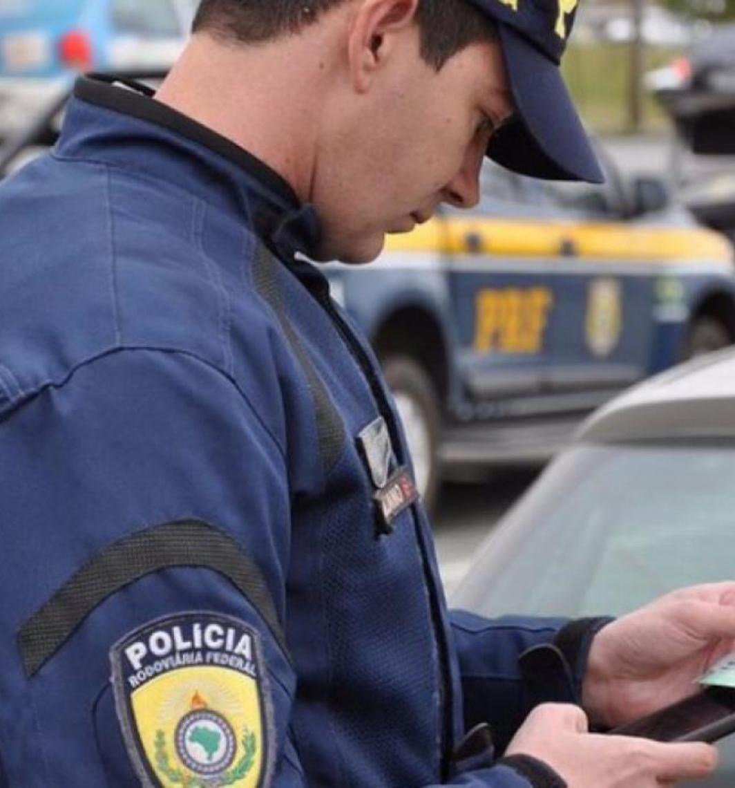 Atuação da Polícia Rodoviária Federal-PRF ajuda a diminuir acidentes e mortes e aprimora combate ao crime