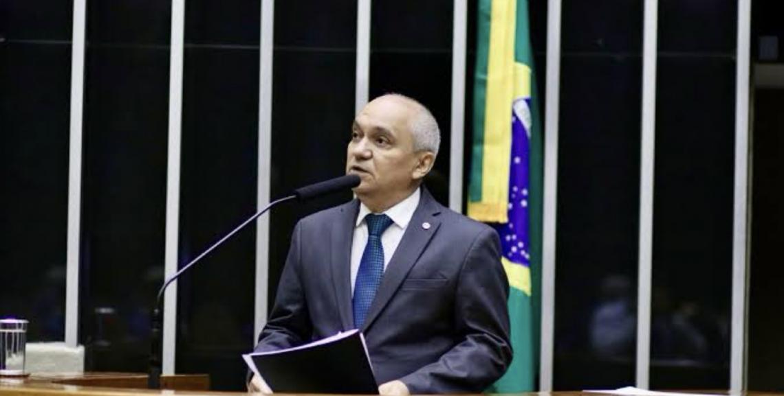 A opinião pessoal de Costa Neto, presidente Sindjus/DF: O povo não tem plano B