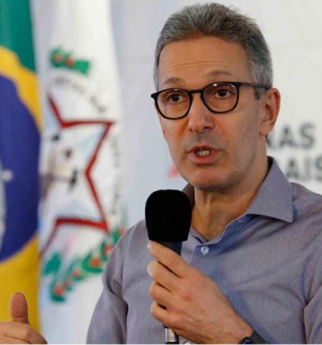 'É imperdoável, um tapa na cara', diz Zema sobre ligação entre Flávio Bolsonaro e Vorcaro