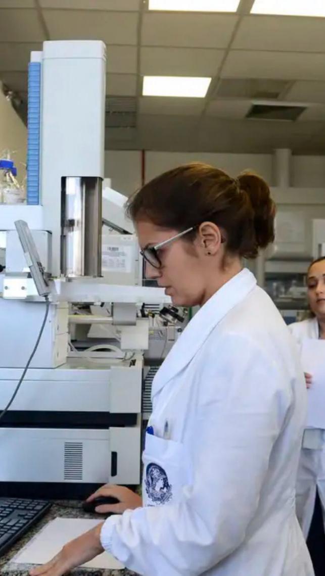 Iniciativas tentam facilitar acesso e permanência de mães na ciência 