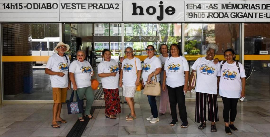 Participantes do Viver 60+ de Samambaia Sul vivem tarde inesquecível no Cine Brasília