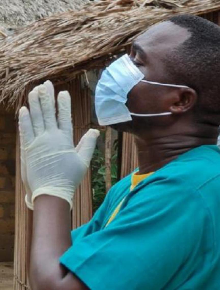 Vacina contra cepa do ebola na África pode demorar até 9 meses