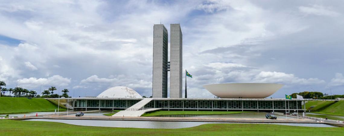 8 anos depois da onda antipolítica, senadores eleitos em 2018 enfrentam dificuldades para se reeleger