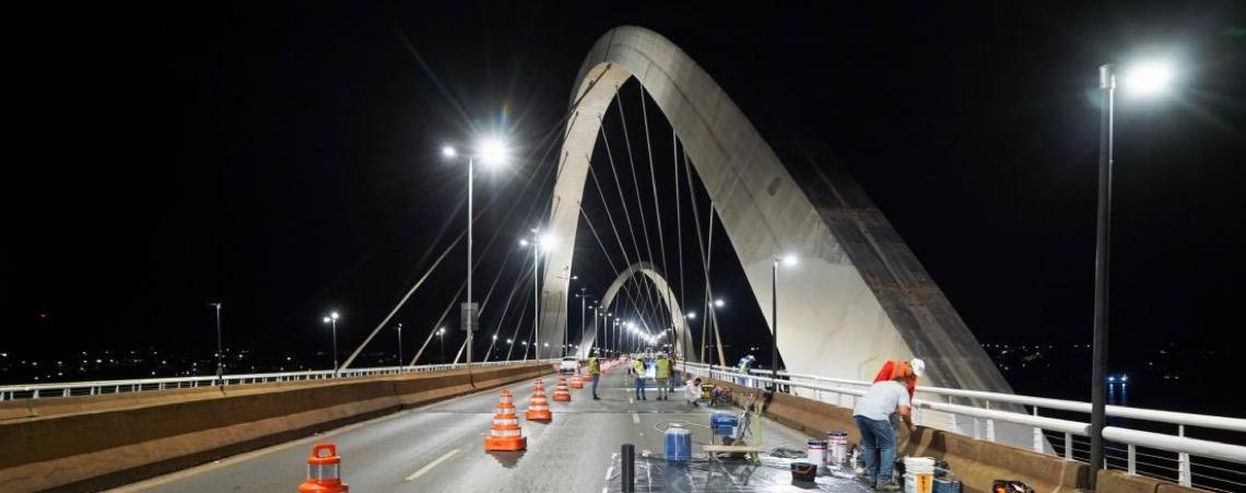 Coordenada pela Novacap: Ponte JK terá reforço em colunas e nova pintura das colunas curvas