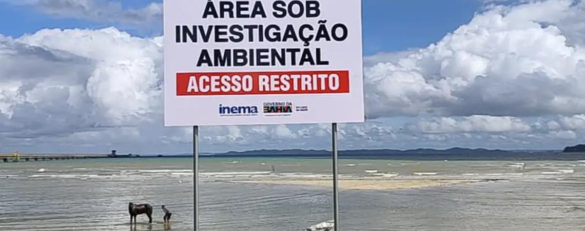 Comunidade na orla baiana sofre há 100 dias com contaminação da praia, em Salvador