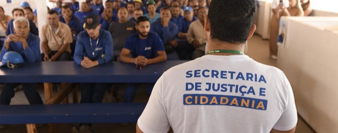 Projeto conscientiza pedreiros sobre prevenção à violência doméstica