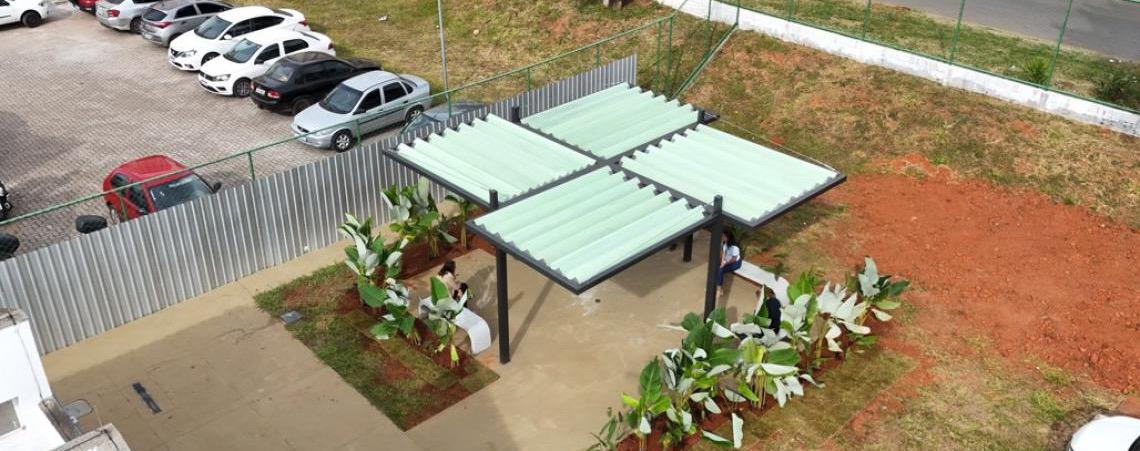 Materiais reaproveitados de obras do HBDF viram espaços de bem-estar em UPAs no Distrito Federal