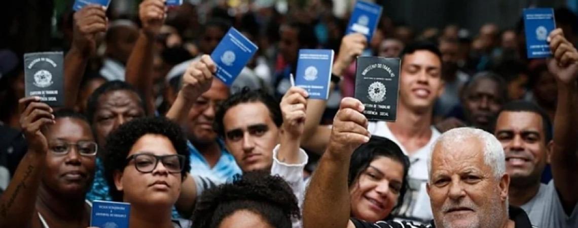 Relator mudará projeto de lei sobre 6x1 para evitar impacto de horas extras sobre empresas