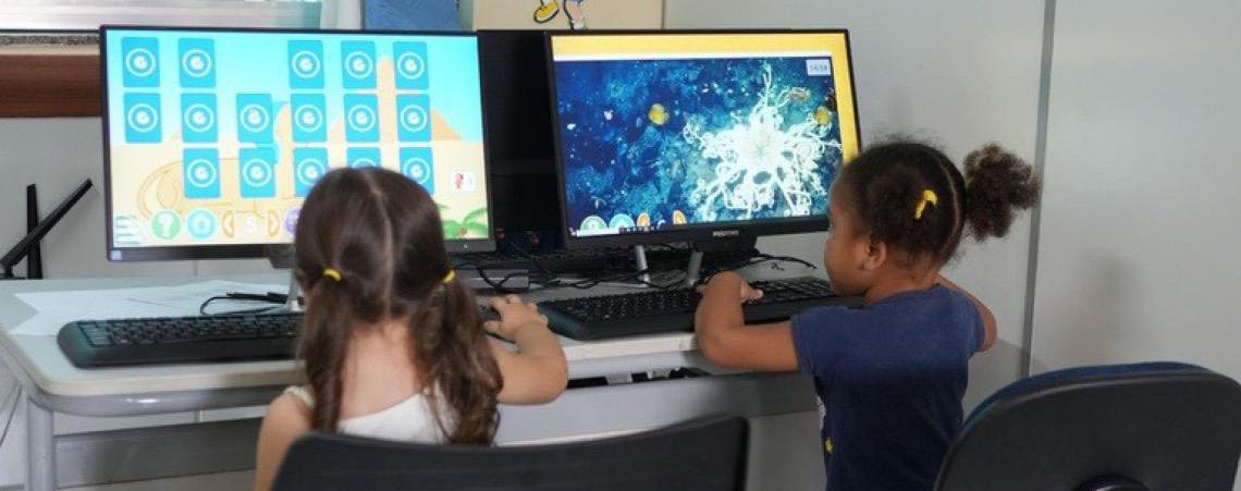 Quase 3 mil livros didáticos com acesso gratuito: Saiba como utilizar a plataforma