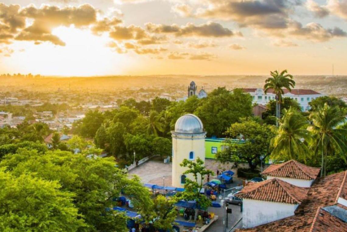 Turistas internacionais em Pernambuco mais que dobra nos primeiros cinco meses do ano e é a maior da história