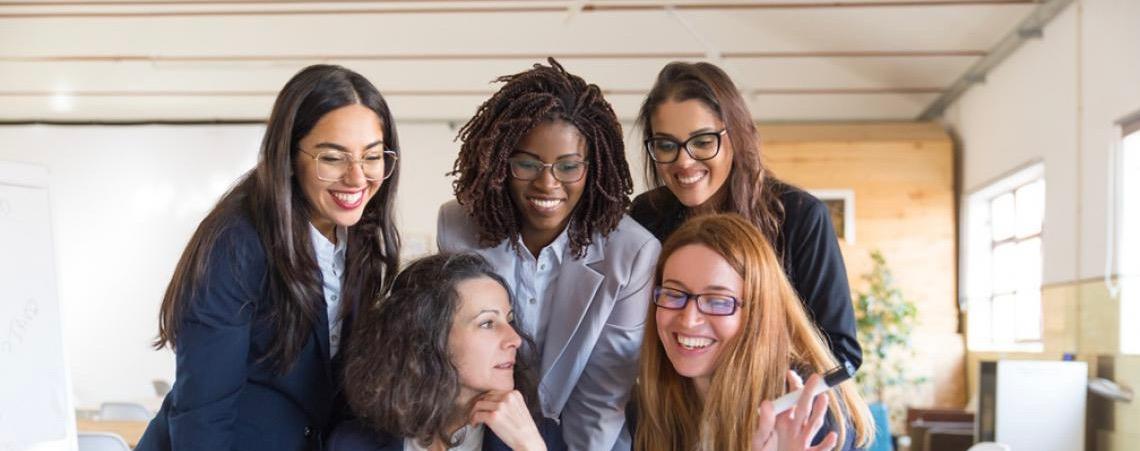 Relatório aponta 62,2 milhões de empregos formais e maior presença de mulheres e jovens