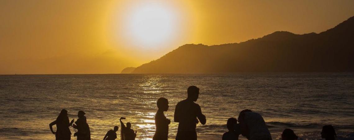 Gastos de turistas internacionais no Brasil batem recorde histórico e chegam a R$ 25 bi em 2026