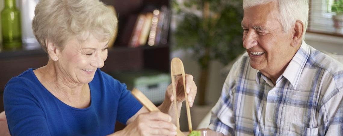 Pesquisa apoiada pela FAPDF desenvolve aplicativo para orientar alimentação segura de pessoas idosas
