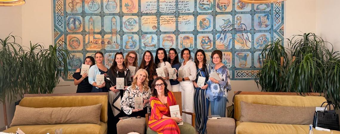 Jornalista brasileira Patrícia Matos de Farias, lança livro autobiográfico no Golfo