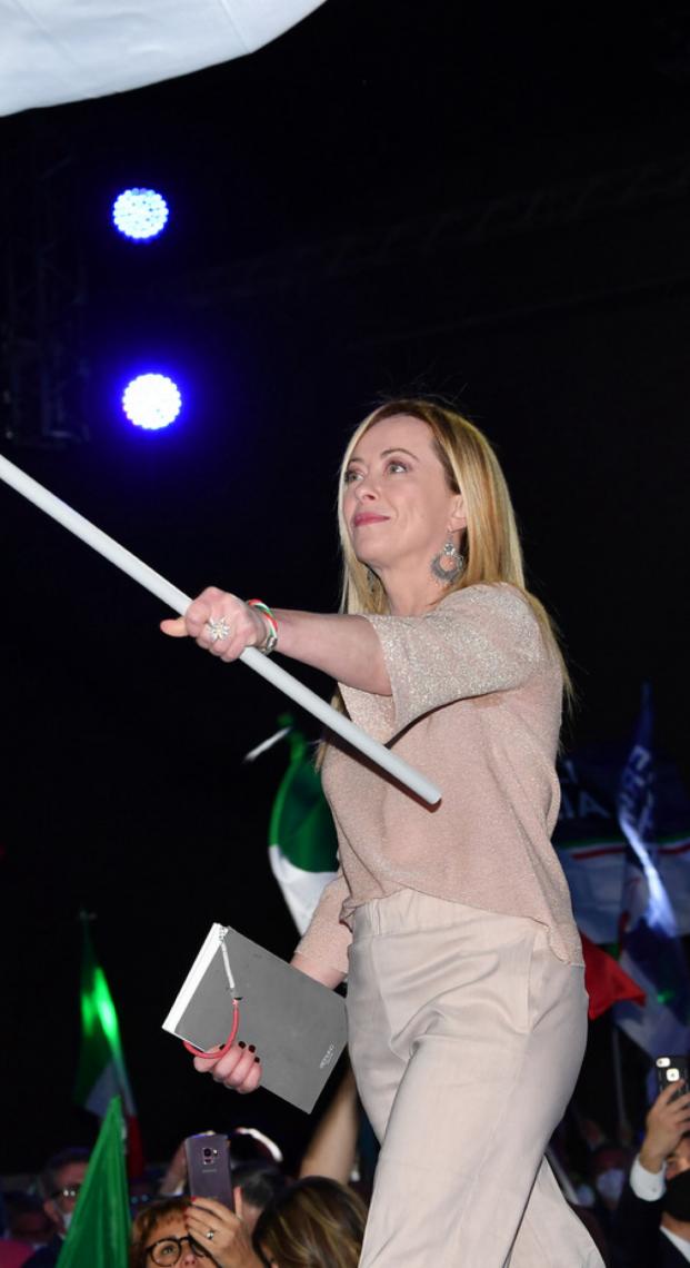 General antigay de ultradireita desafia Meloni e abre disputa na direita italiana