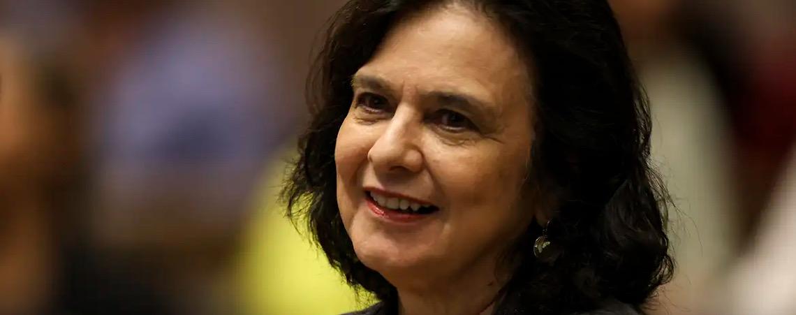 Ex-ministra da Saúde, Nísia Trindade lança livro sobre bastidores da Covid-19