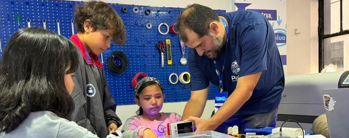 Alunos de escola do Lago Norte, no DF, iniciam formação em robótica e inovação tecnológica