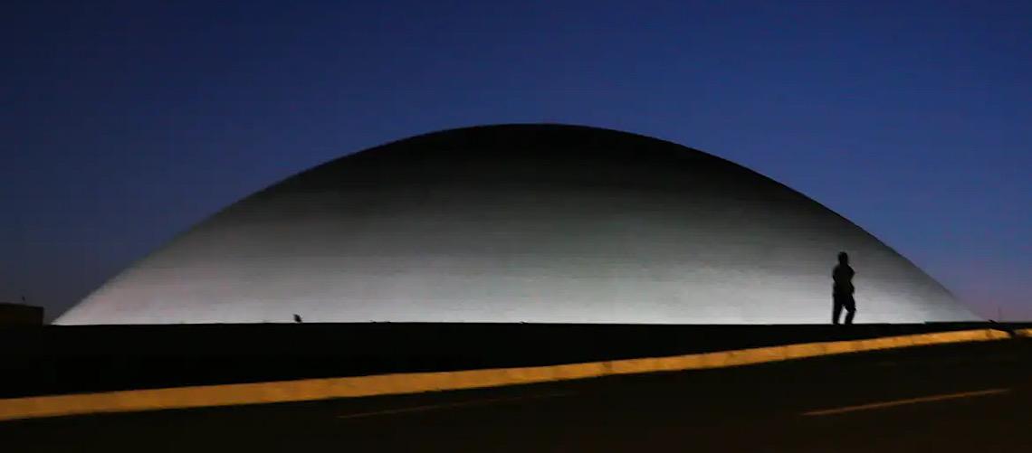 Congresso brasileiro aprova medidas de divulgação em massa do Ligue 180