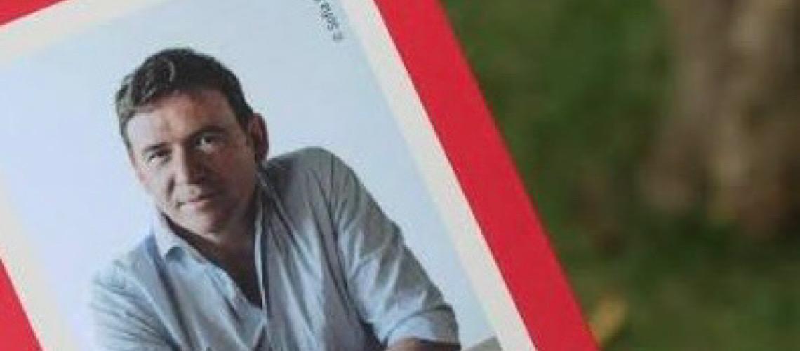Vinte anos após 'Um Dia', David Nicholls troca grandes gestos de amor pela lentidão