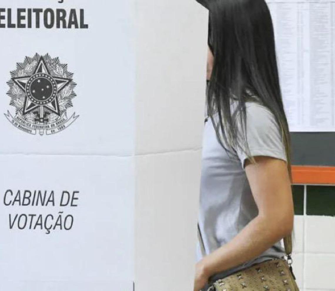 Por que o voto feminino voltou a ser questionado pela extrema direita
