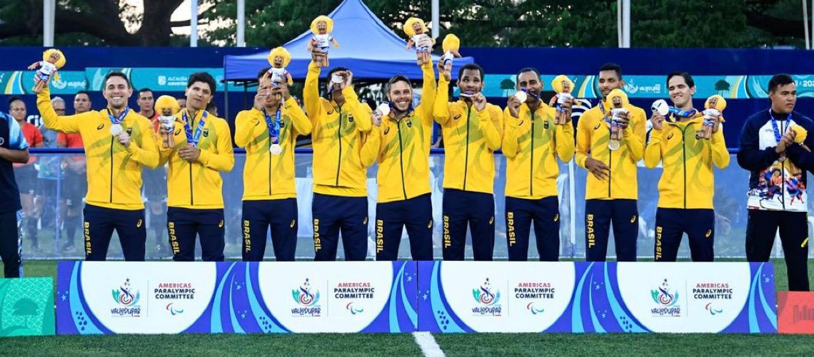 Brasil encerra Jogos Parasul-Americanos com ouro no futebol de cegos 