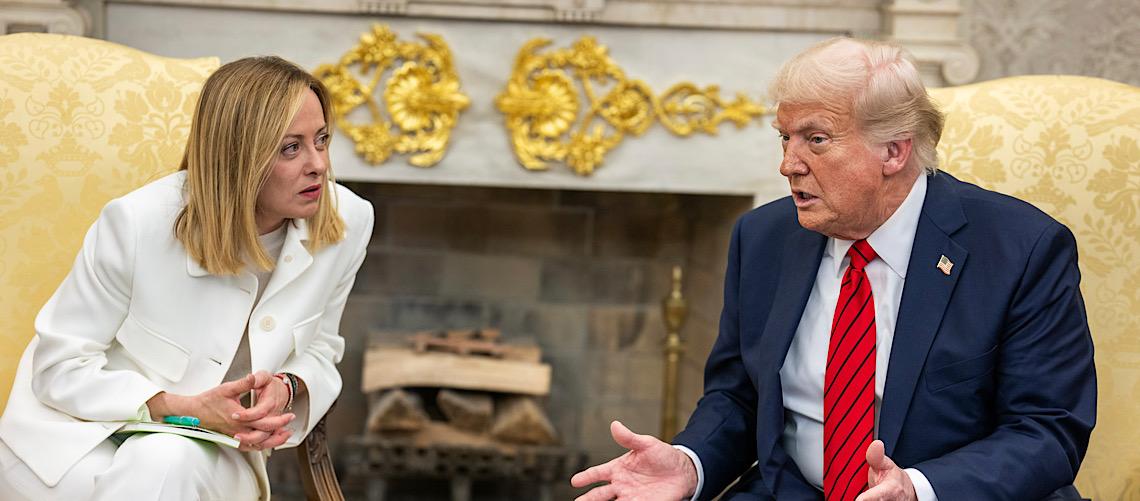 Meloni traça futuro político longe de Trump após meses de tensões e provocações