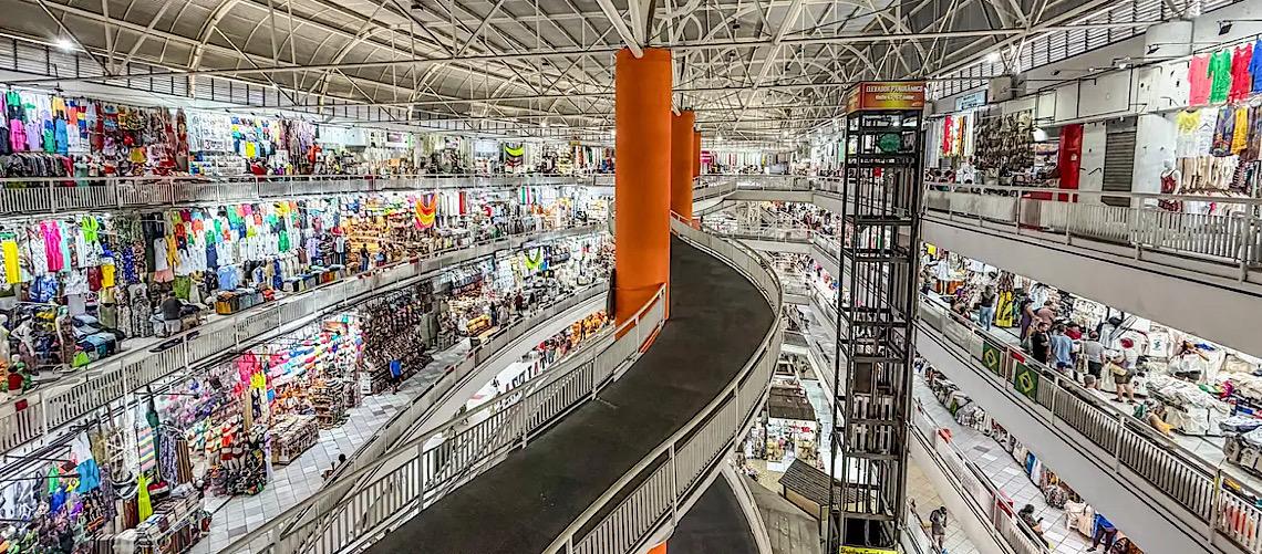 Acordo regulamenta trabalho no comércio durante os feriados 