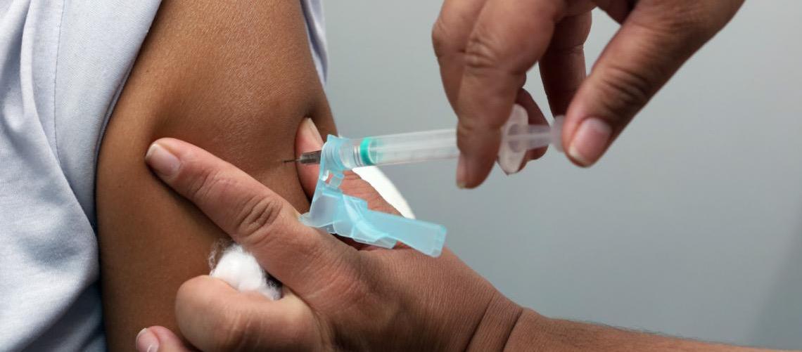 Como atualizar a caderneta de vacinação de crianças e adolescentes no Distrito Federal