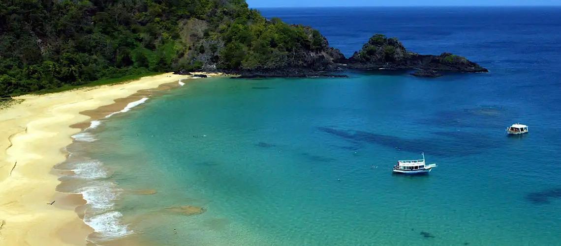 Pernambuco pede reorganização de voos para limitar acesso a Fernando de Noronha