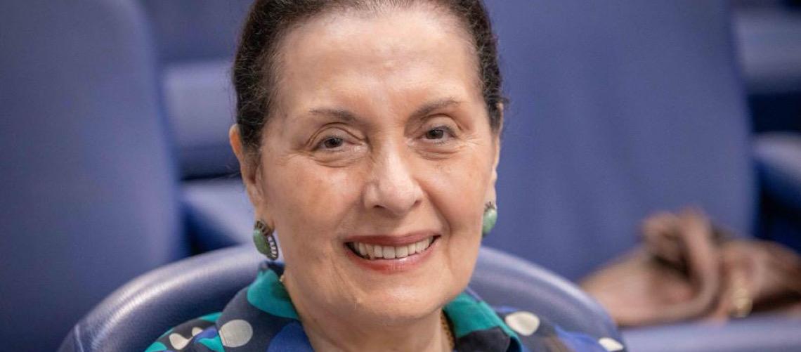 Lei deu proteção às mulheres, mas não mudou mentalidade dos homens, diz redatora