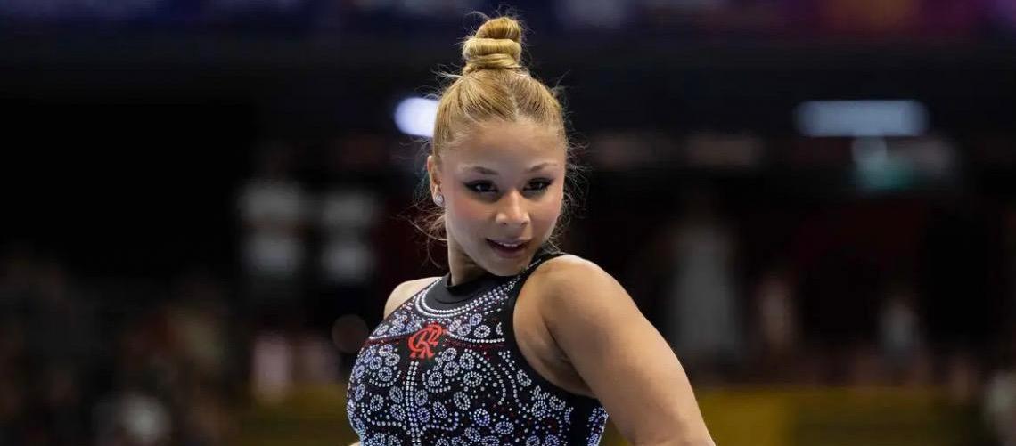 Carioca Flávia Saraiva fatura ouro na trave e no solo no Campeonato Brasileiro, em Brasília