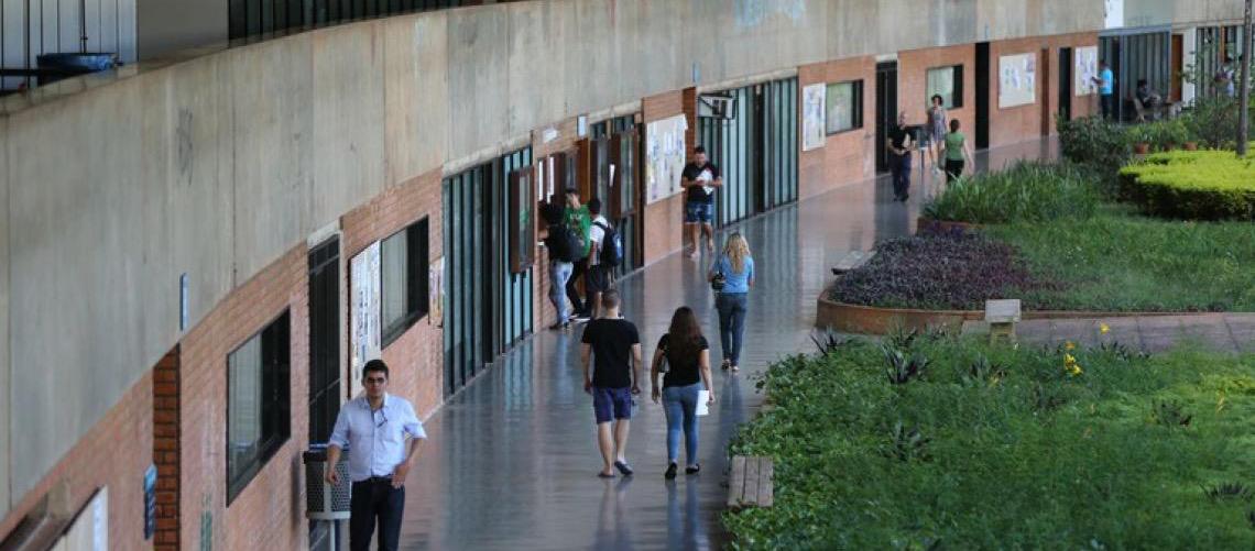 Selo do MEC reconhece instituições de ensino que previnem a violência de gênero