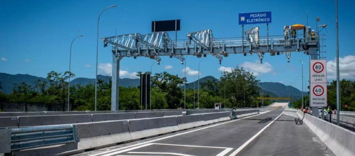 Veja como pagar o pedágio free flow com a nova integração de cobranças na CNH do Brasil