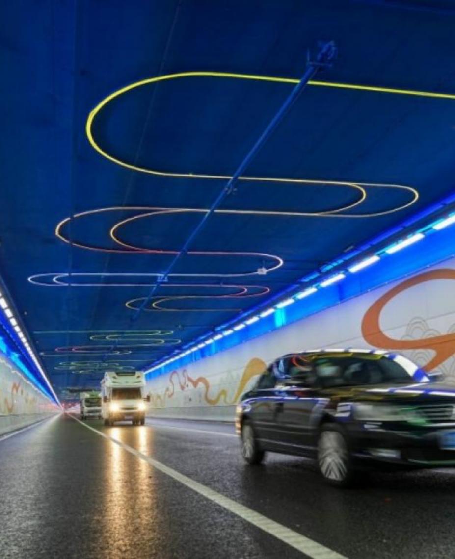 Túnel subaquático de maior diâmetro do mundo é inaugurado na China