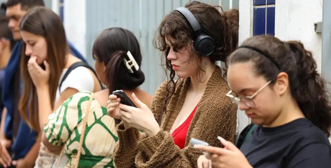 Desigualdades marcam formalização do trabalho entre jovens brasileiros