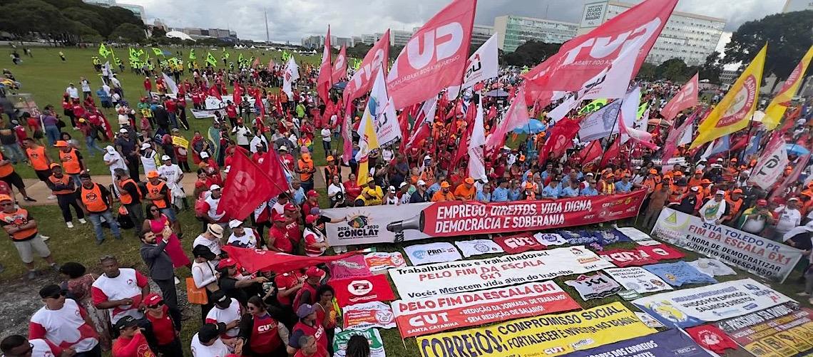 Fim da escala 6×1 leva trabalhadores a três dias de vigília no Senado