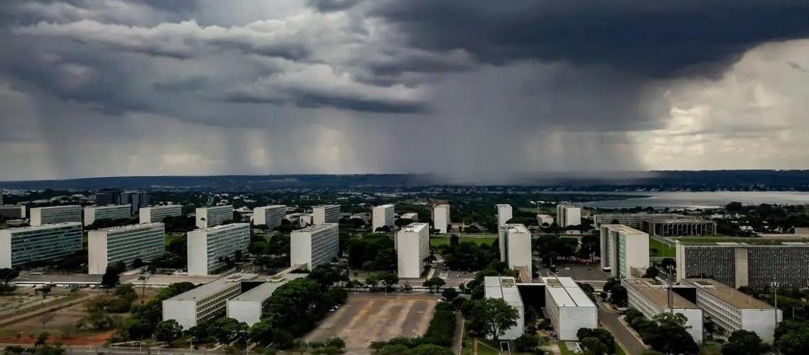 Orçamento federal de 2027 limita reajuste real de servidores públicos e é enviado ao Congresso Nacional
