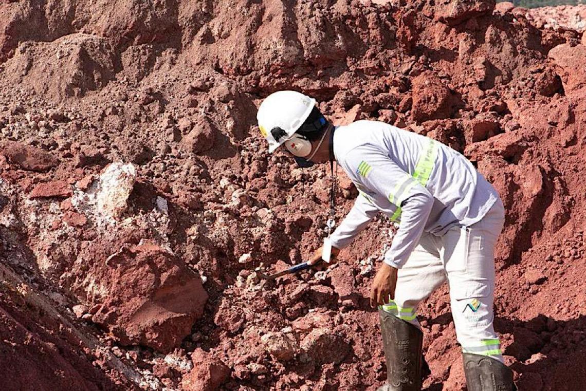 Brasil segue sem capacidade de produzir ímãs de terras raras antes de 2032, dizem especialistas