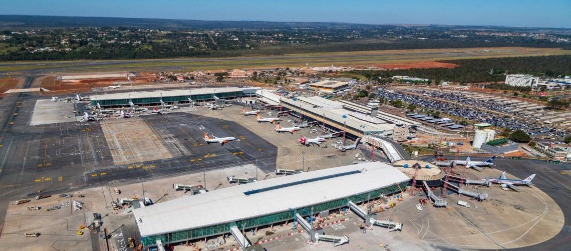 Passageiros com voos marcados para domingo devem chegar mais cedo ao Aeroporto de Brasília
