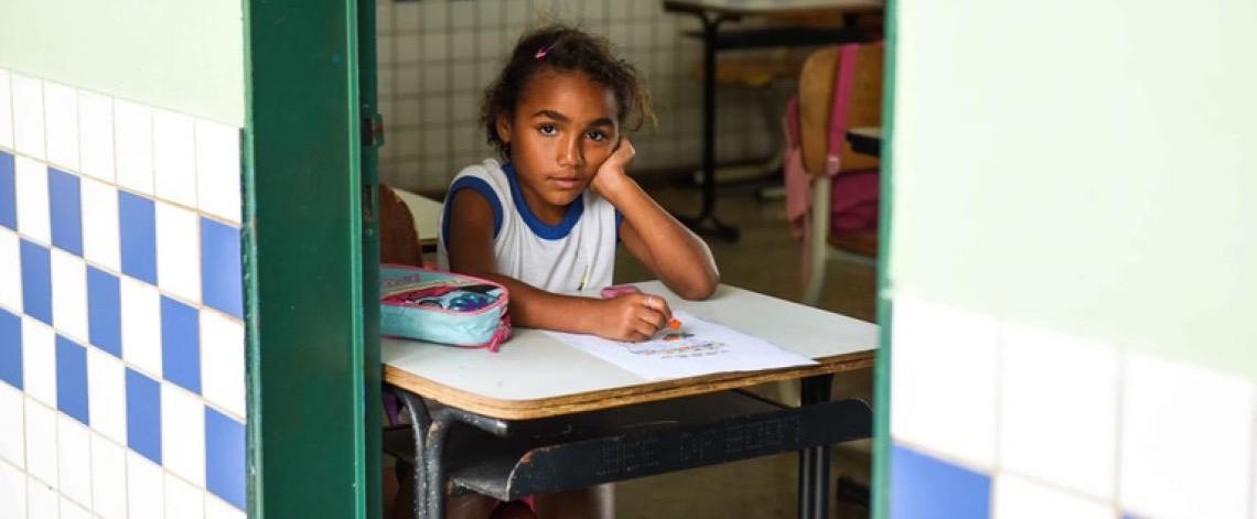 93% das escolas públicas estaduais e 53% das municipais no Brasil adotam protocolos antirracismo