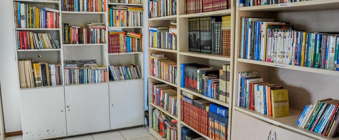 Saiba onde encontrar bibliotecas públicas em diferentes regiões no Distrito Federal