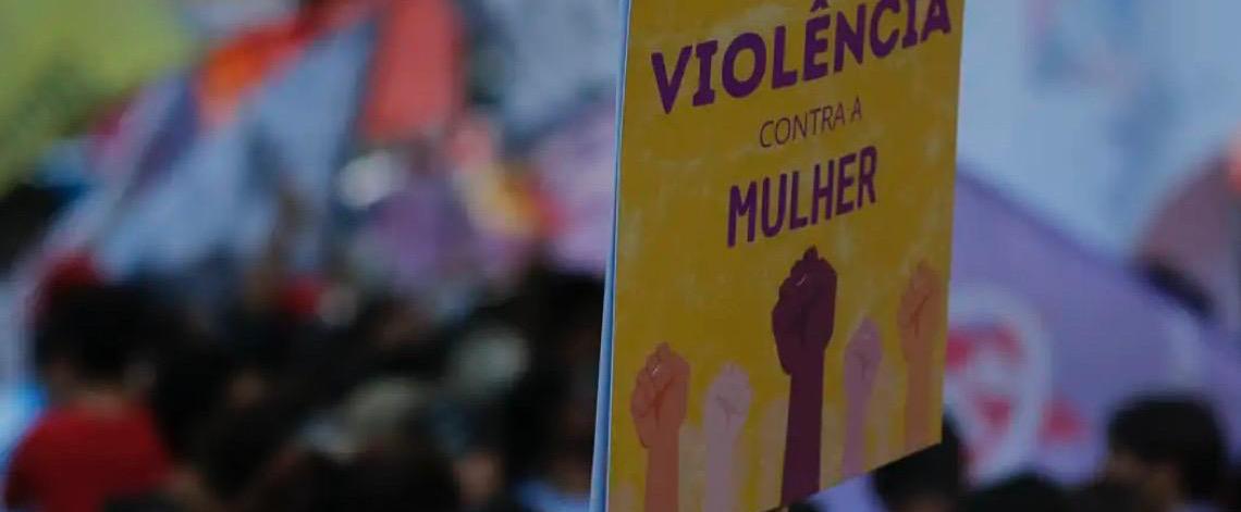 Plataformas digitais vão informar canais de denúncia de violência contra mulher 