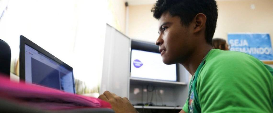 Aplicativo MEC Idiomas oferece cursos gratuitos de inglês e espanhol, do básico ao avançado