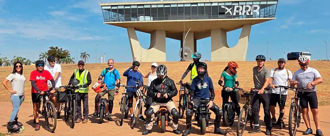 Servidores da CLDF promovem pedalada em apoio ao Dia Mundial Sem Carro