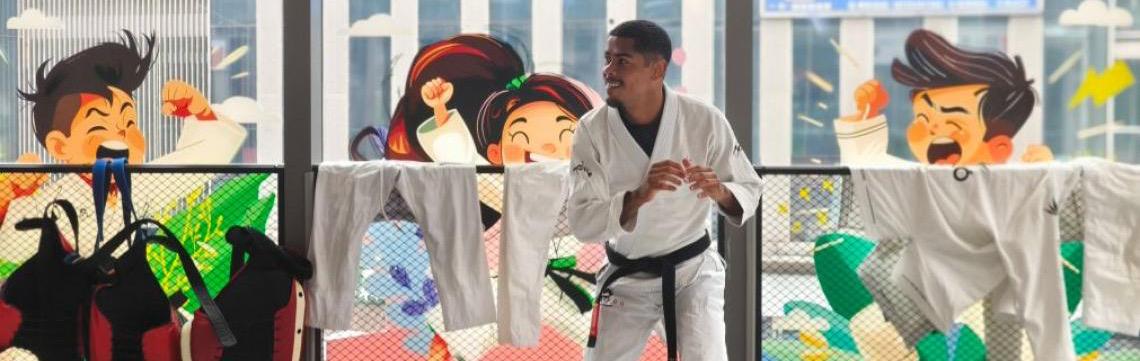 Da favela ao mundo: Jovens treinadores de Jiu-Jitsu Brasileiro miram vida nova na China