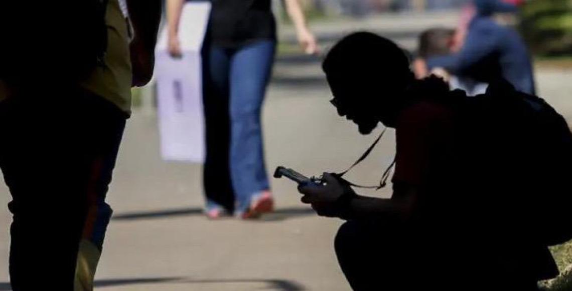 Percentual de jovens que não estudam e não trabalham no Brasil cai para 22,4%